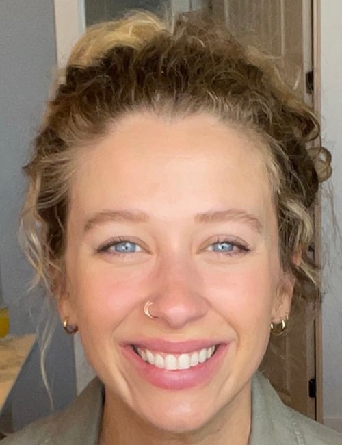 Elise DeJarnatt - Headshot 500x650-1