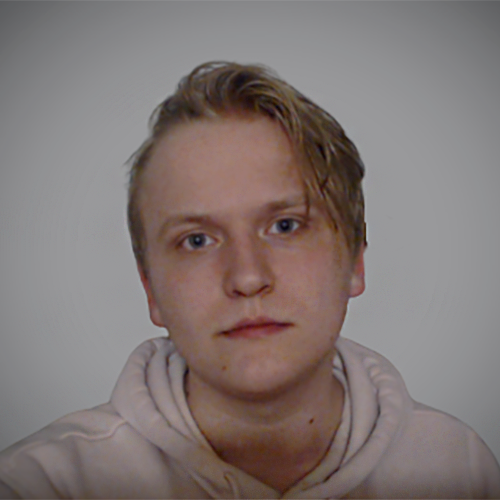 Andrew Deaton - Headshot 500x500