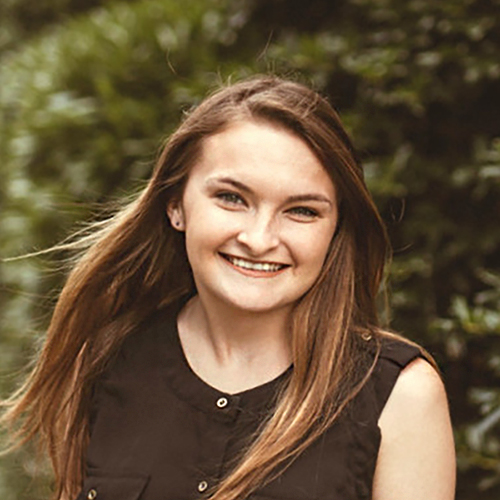 Baylee Kuss - Headshot 500x500